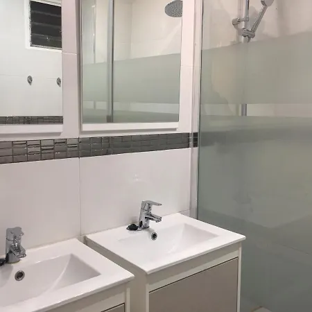 Apartment Centre ,plage Et Quartier Anime,wifi ,climatisation Alicante